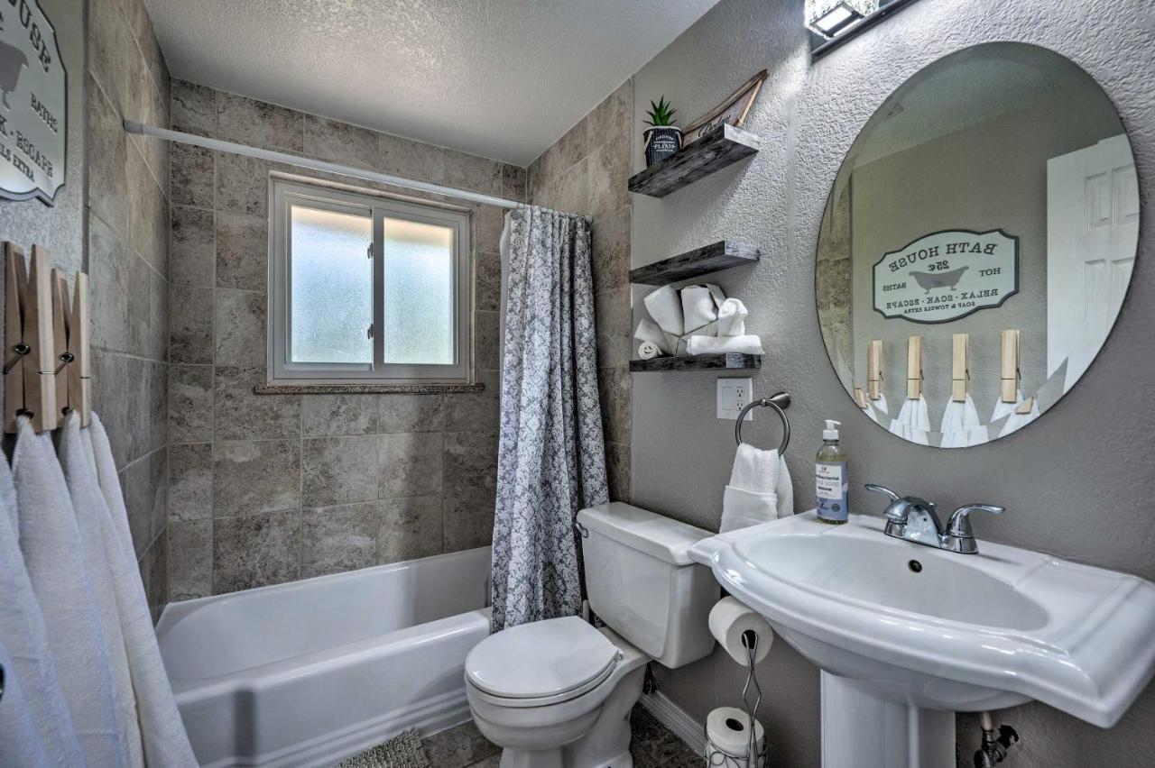 Arvada Home With Fenced Yard - Pets Welcome! エクステリア 写真